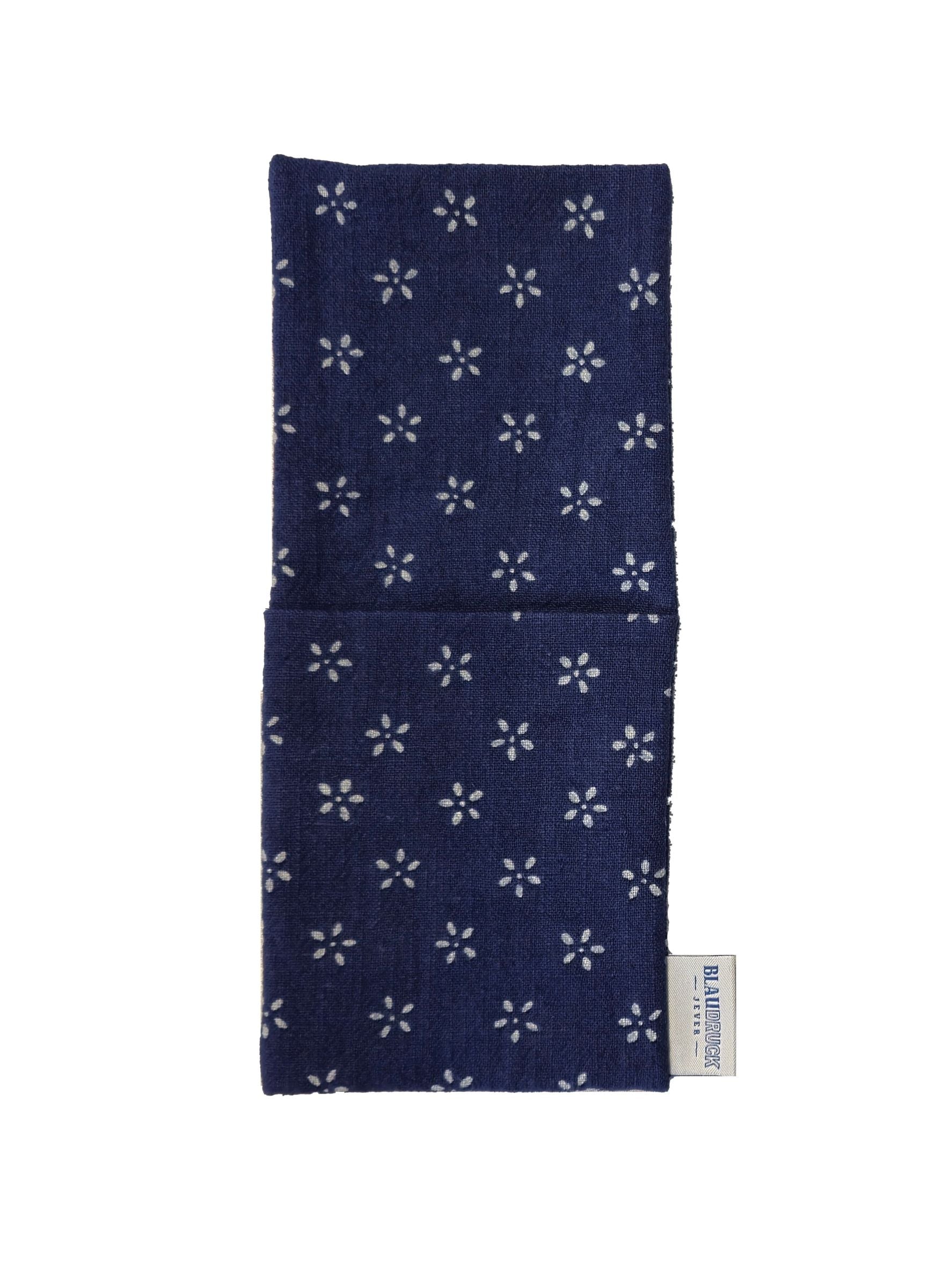 Bestecktasche mit floralem Motiv